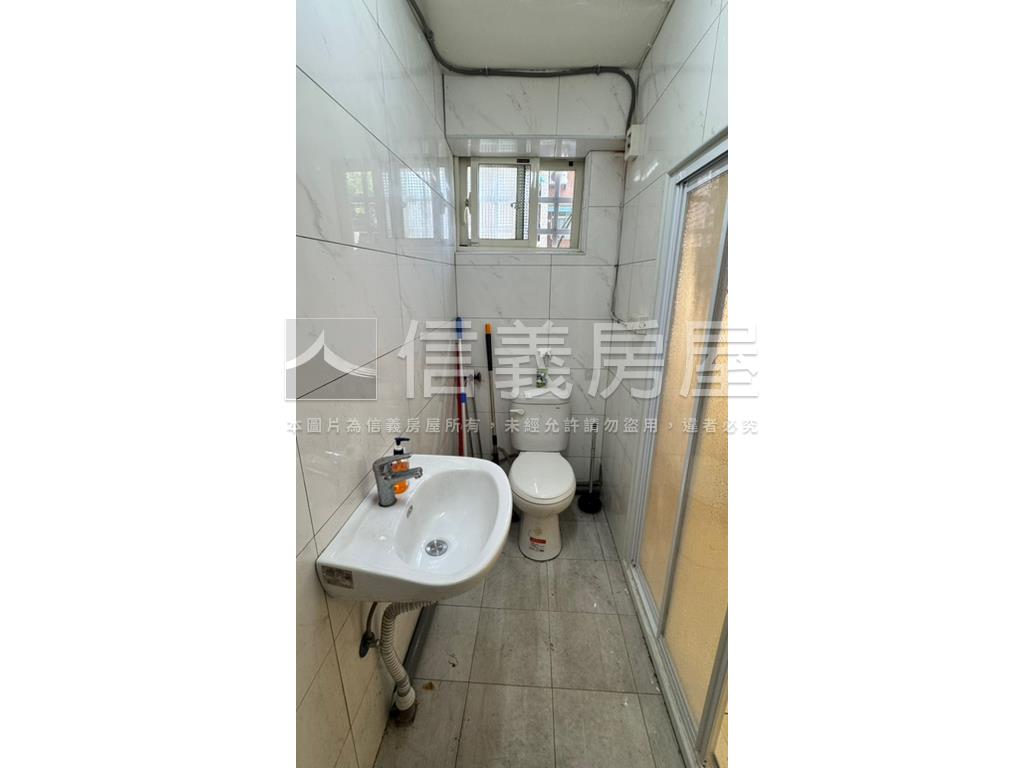 五峰路陽光明媚房屋室內格局與周邊環境