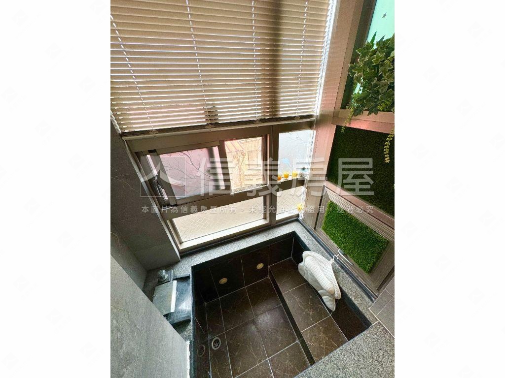 雙敦方正美裝後棟阿曼房屋室內格局與周邊環境