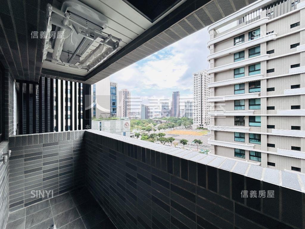 新画峰精選電梯兩房車位房屋室內格局與周邊環境