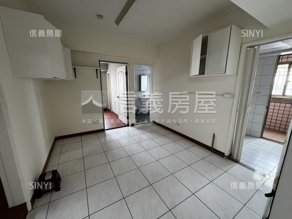 和美市中心三房雙衛浴開窗房屋室內格局與周邊環境