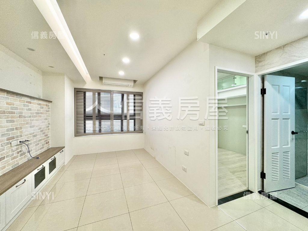 世紀城裝潢美兩房房屋室內格局與周邊環境