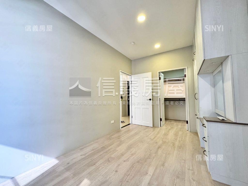 世紀城裝潢美兩房房屋室內格局與周邊環境