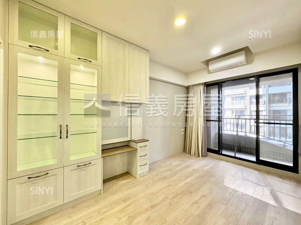 世紀城裝潢美兩房房屋室內格局與周邊環境