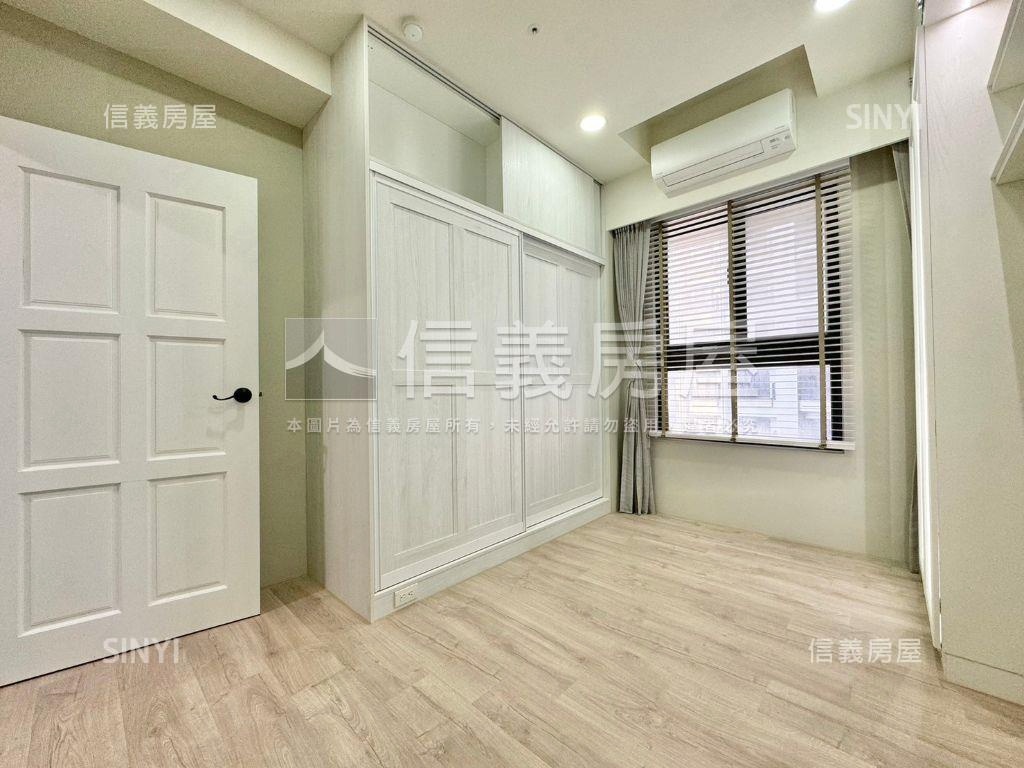 世紀城裝潢美兩房房屋室內格局與周邊環境