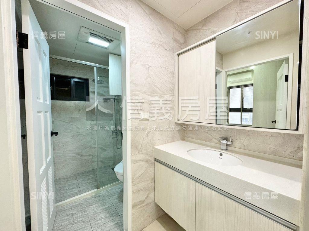 世紀城裝潢美兩房房屋室內格局與周邊環境