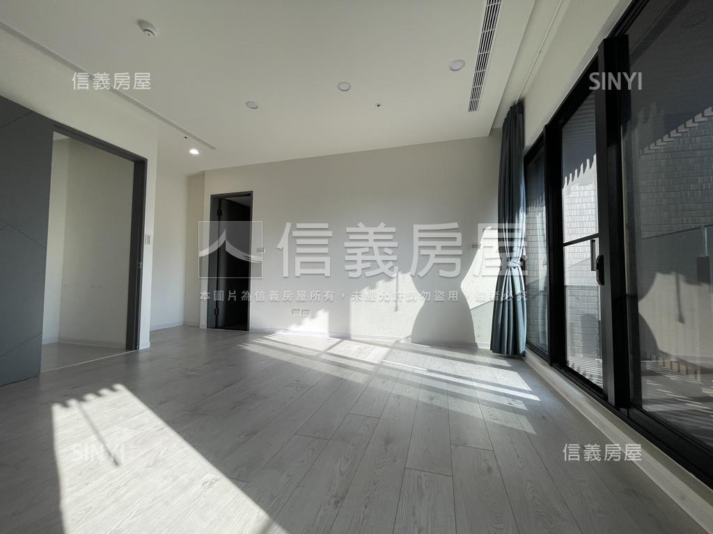 昭揚縱橫景觀宅雙平面車位房屋室內格局與周邊環境