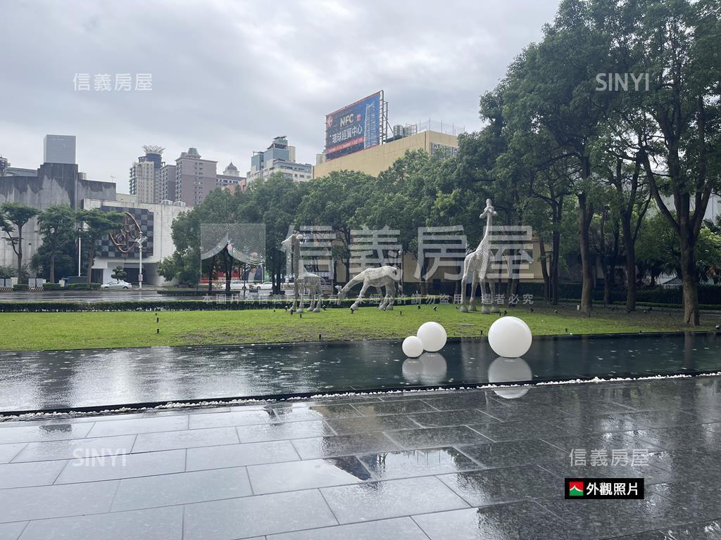 專任昭揚縱橫城市景觀豪邸房屋室內格局與周邊環境