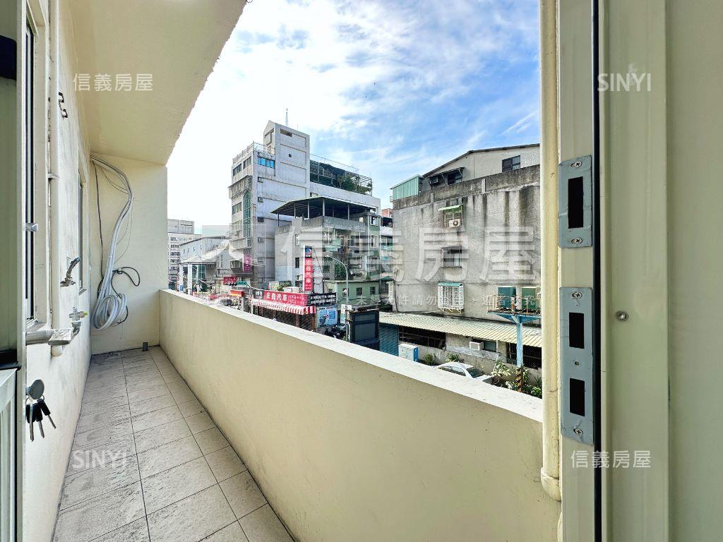 中港裝潢方正公寓３樓房屋室內格局與周邊環境