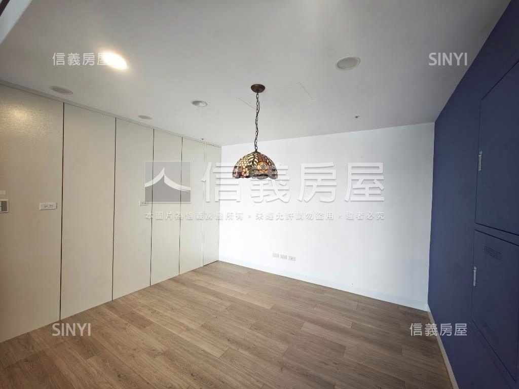 靜心連雲王者三房豪邸房屋室內格局與周邊環境