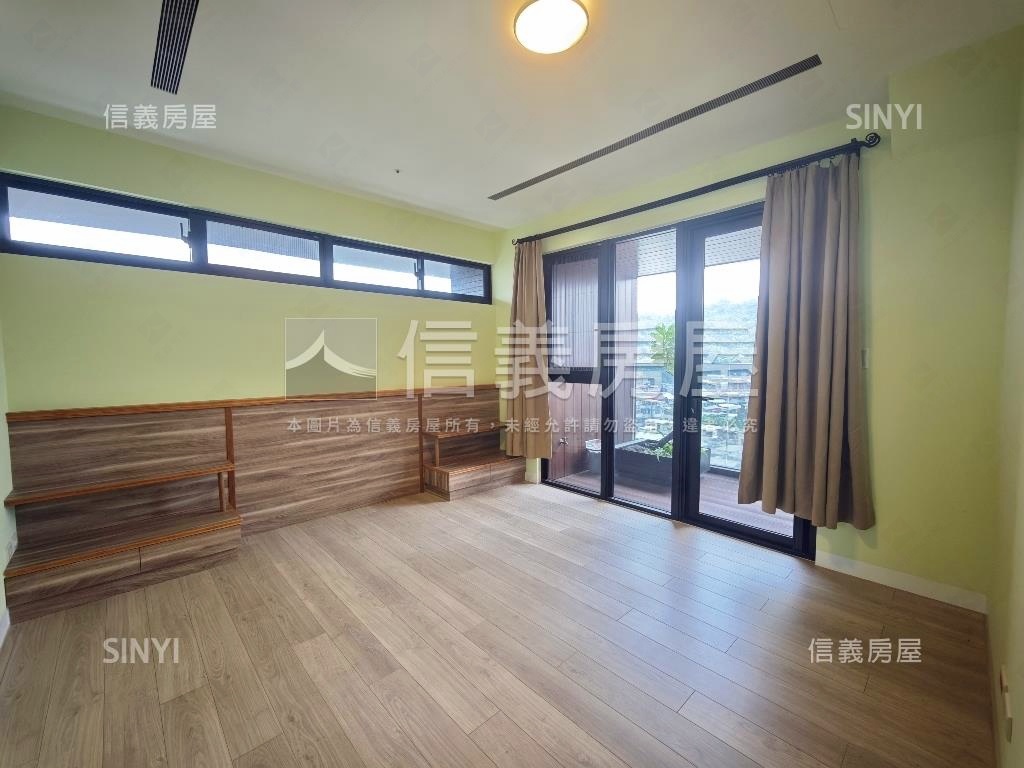 靜心連雲王者三房豪邸房屋室內格局與周邊環境