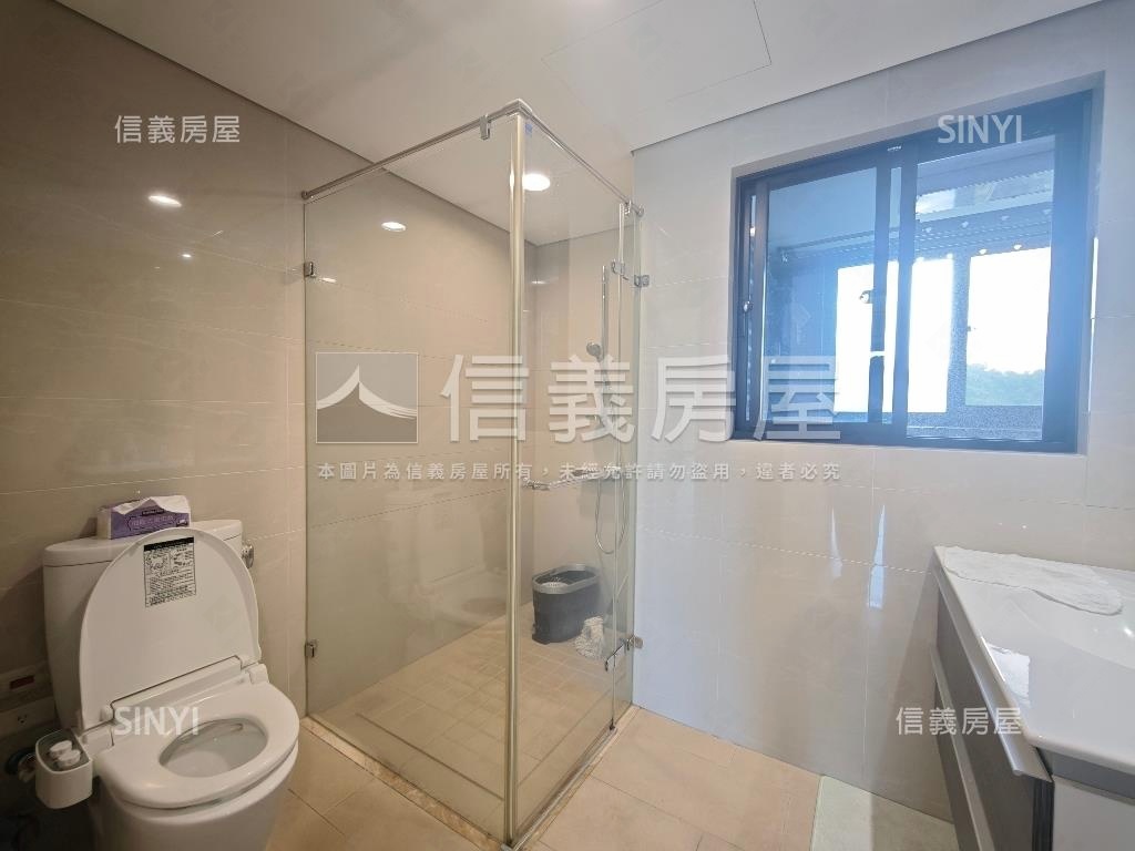 靜心連雲王者三房豪邸房屋室內格局與周邊環境