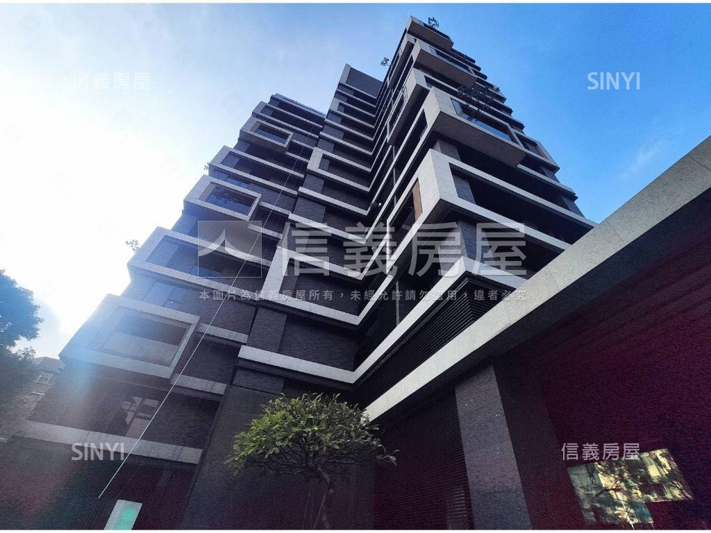 靜心連雲王者三房豪邸房屋室內格局與周邊環境