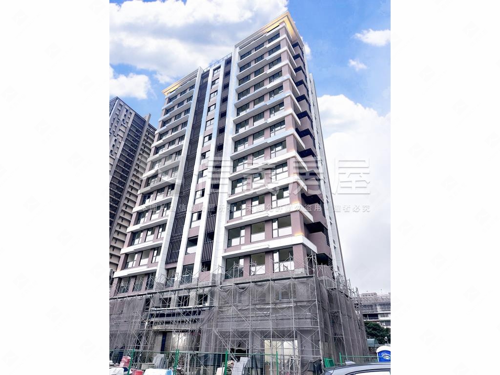 城中央稀有朝南二房房屋室內格局與周邊環境