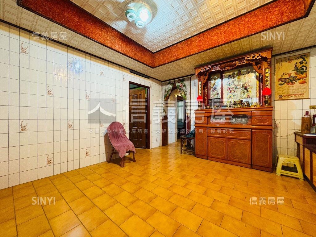 專任．近未來捷運學區好宅房屋室內格局與周邊環境