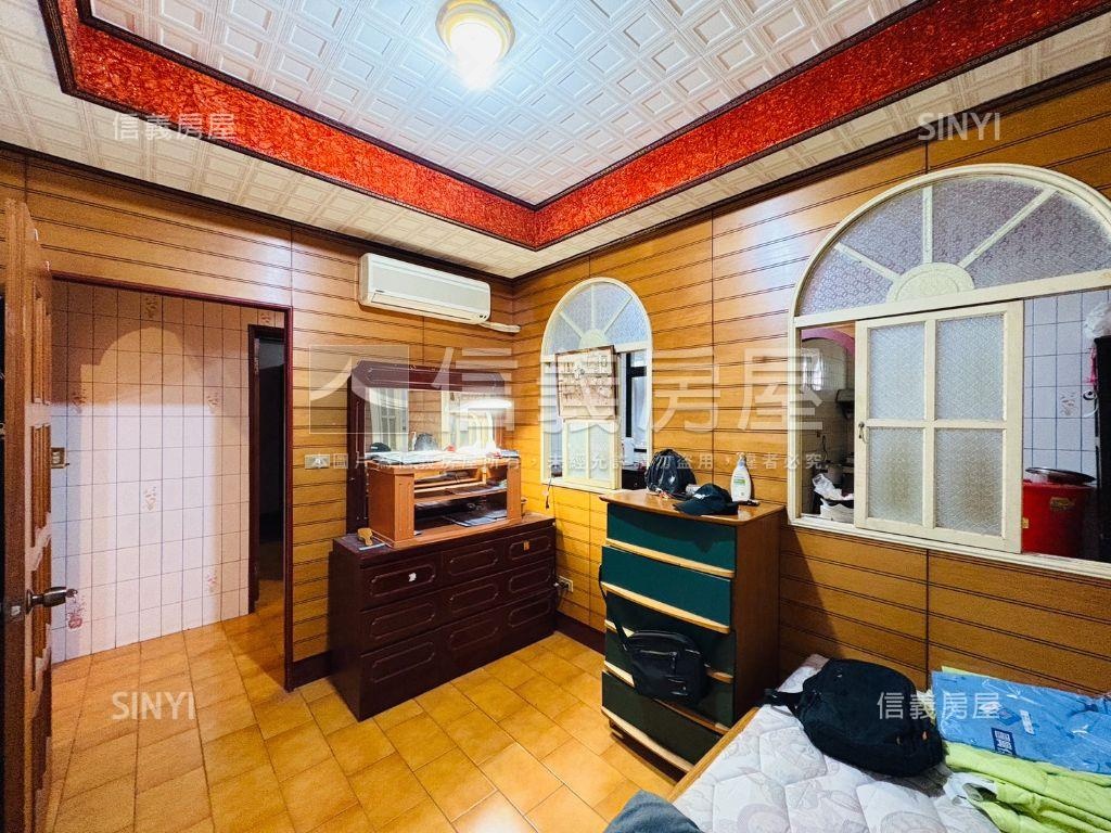 專任．近未來捷運學區好宅房屋室內格局與周邊環境