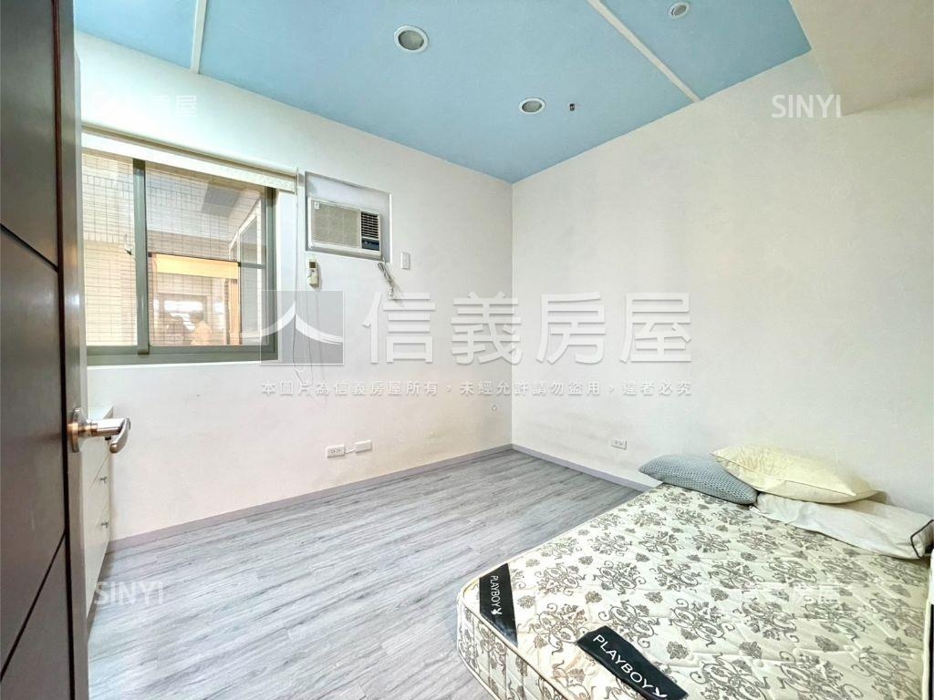 城市桂冠精美三房車位房屋室內格局與周邊環境