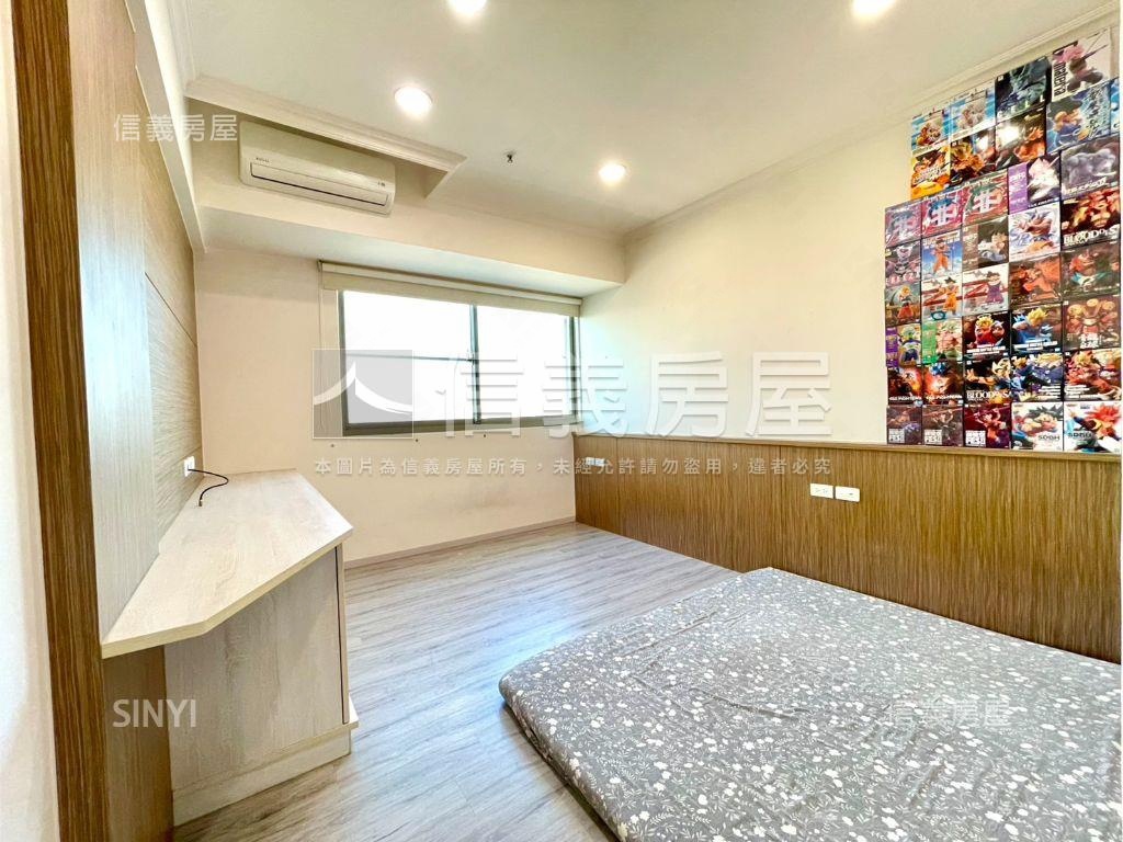 城市桂冠精美三房車位房屋室內格局與周邊環境