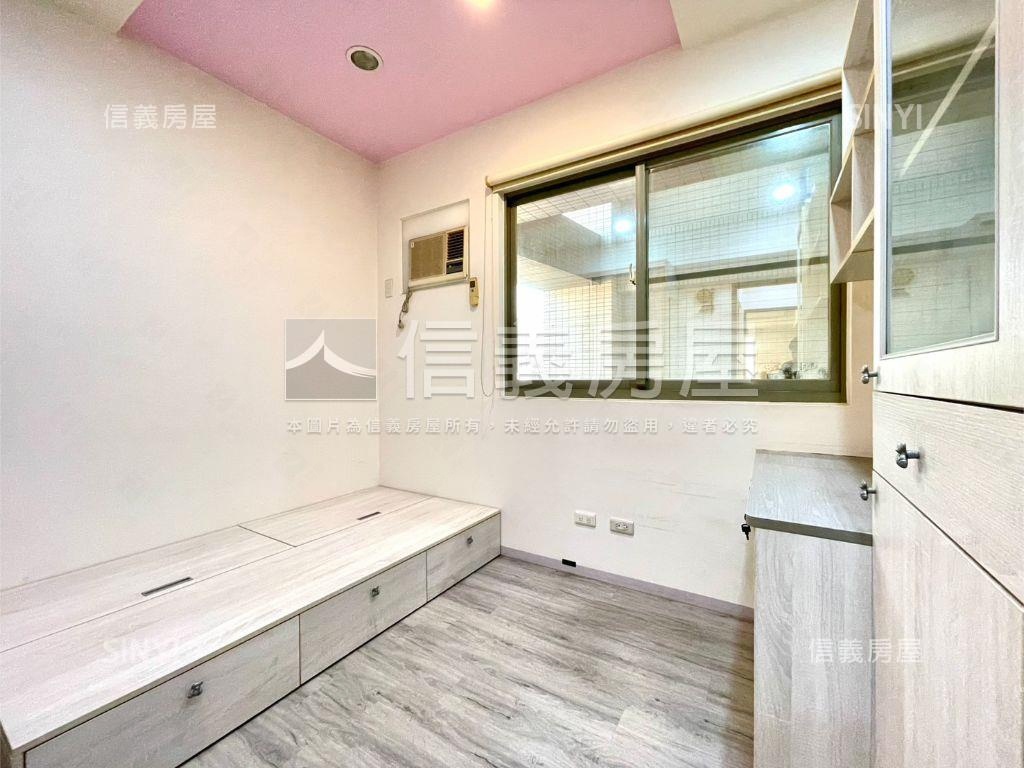 城市桂冠精美三房車位房屋室內格局與周邊環境