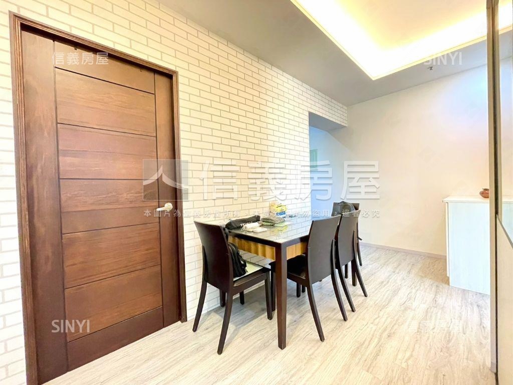 城市桂冠精美三房車位房屋室內格局與周邊環境