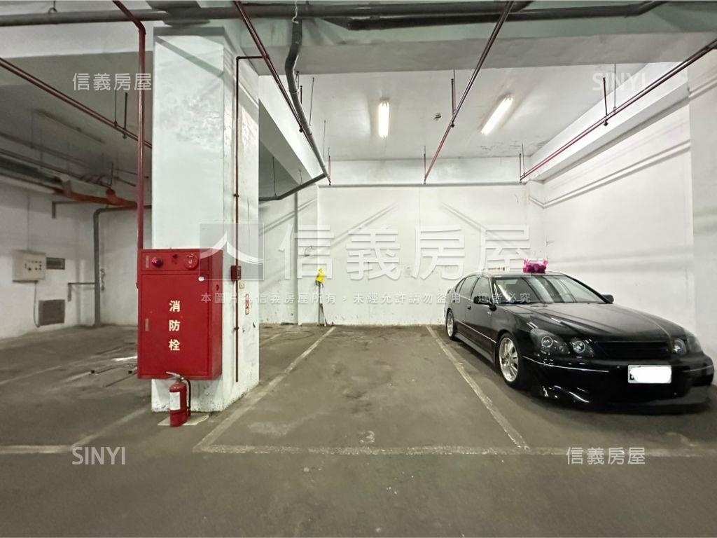北投三面採光電梯帶車位房屋室內格局與周邊環境