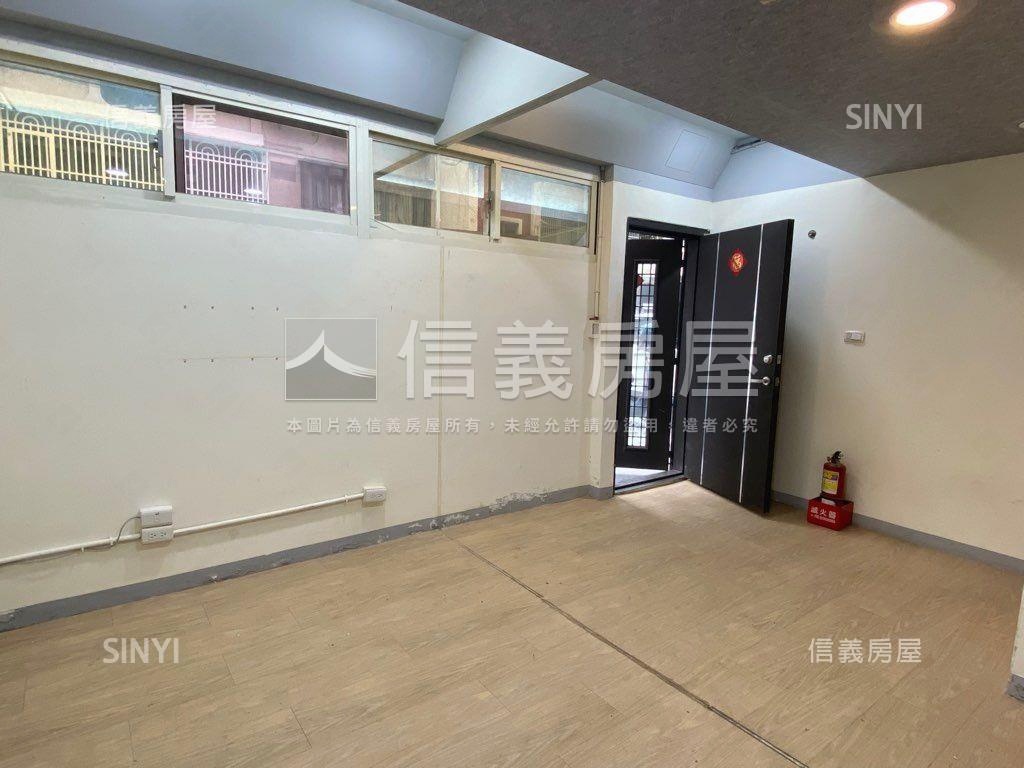 專任靜巷稀有一樓房屋室內格局與周邊環境