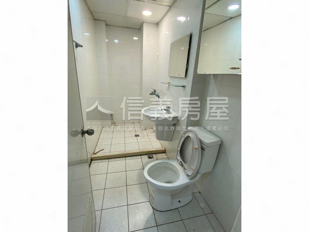 專任靜巷稀有一樓房屋室內格局與周邊環境