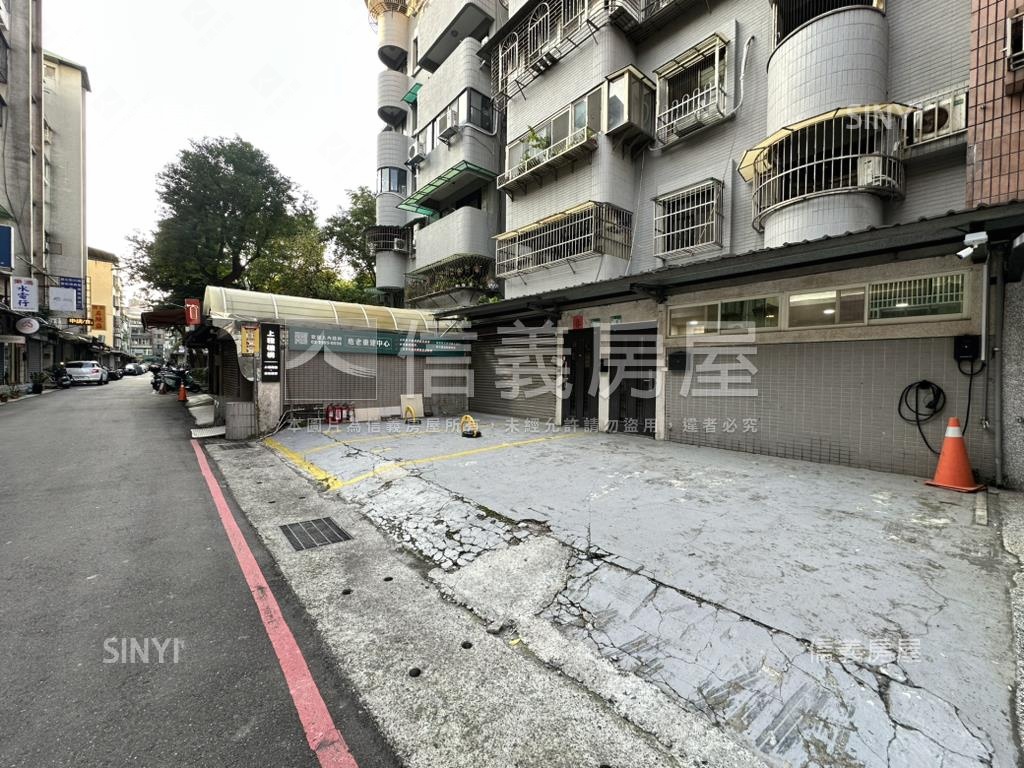 專任靜巷稀有一樓房屋室內格局與周邊環境