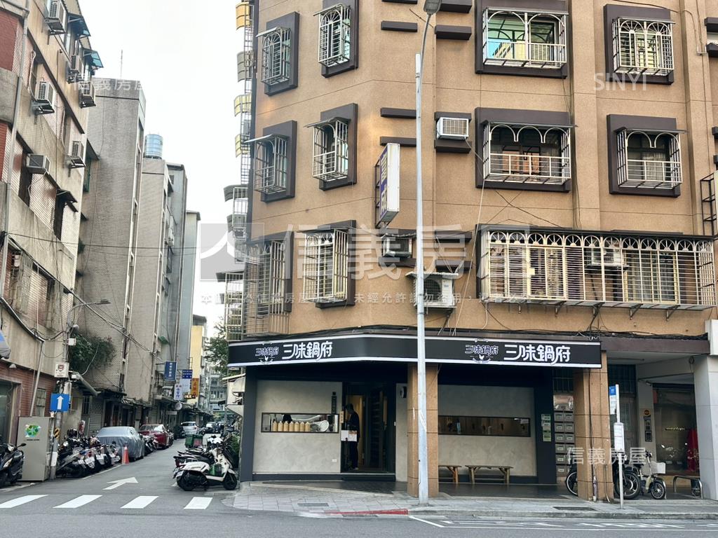 吉林靜巷稀有公園旁一樓房屋室內格局與周邊環境