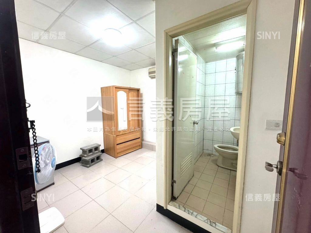 信義區低總價二樓房屋室內格局與周邊環境