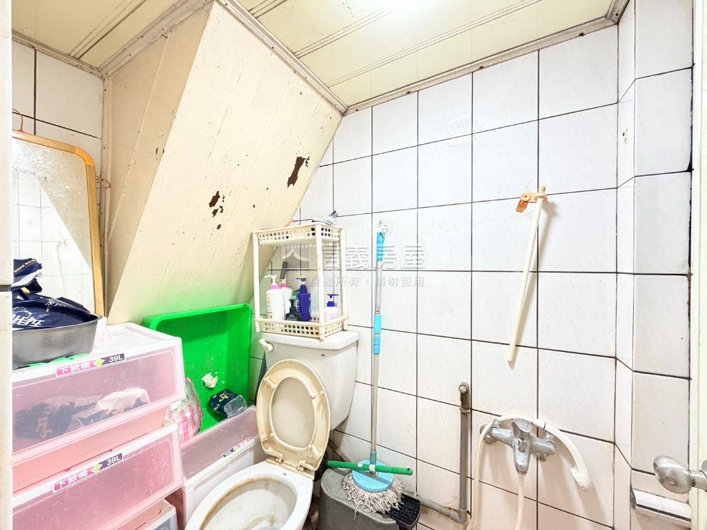 中華路小宅高土地持分房屋室內格局與周邊環境