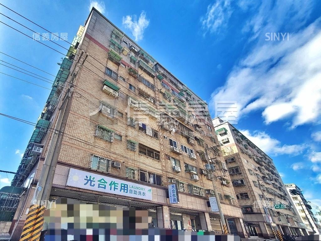 藝文精裝美四房車位房屋室內格局與周邊環境