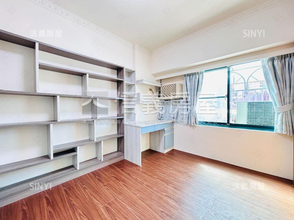 藝文精裝美四房車位房屋室內格局與周邊環境