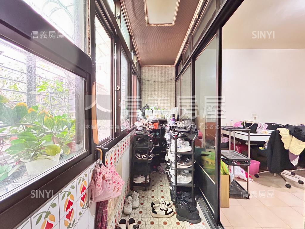 低總價力行路三樓公寓房屋室內格局與周邊環境