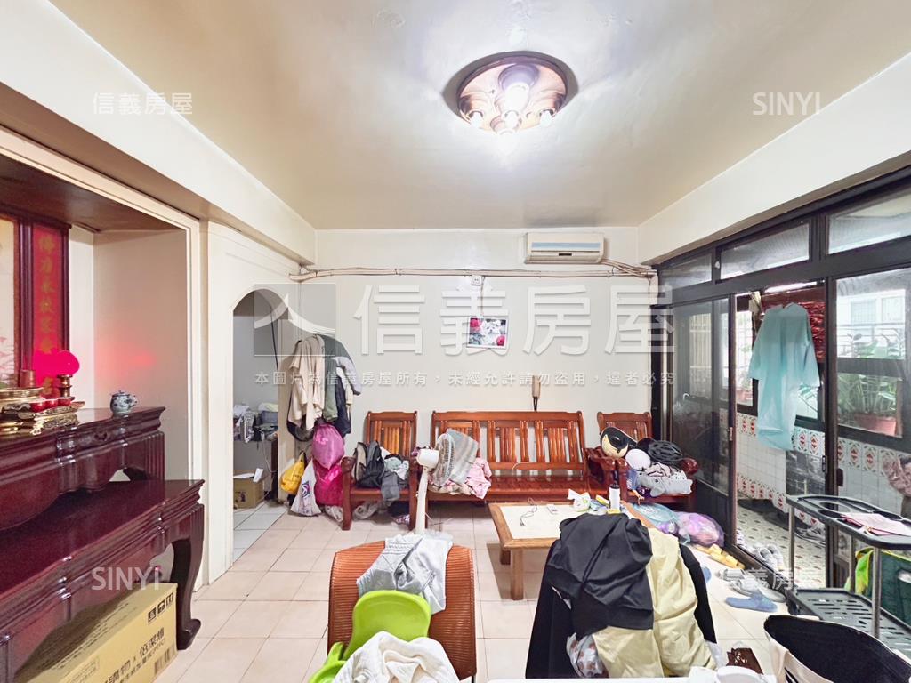 低總價力行路三樓公寓房屋室內格局與周邊環境