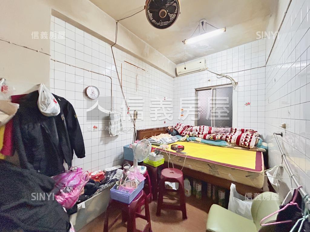 低總價力行路三樓公寓房屋室內格局與周邊環境