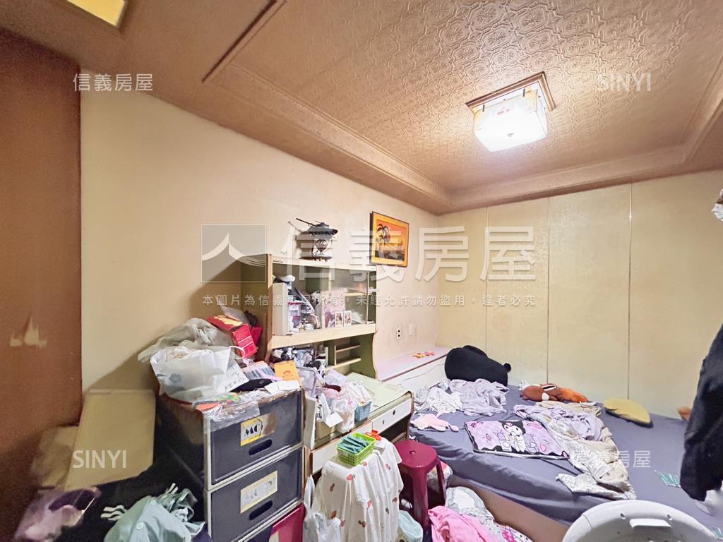 低總價力行路三樓公寓房屋室內格局與周邊環境