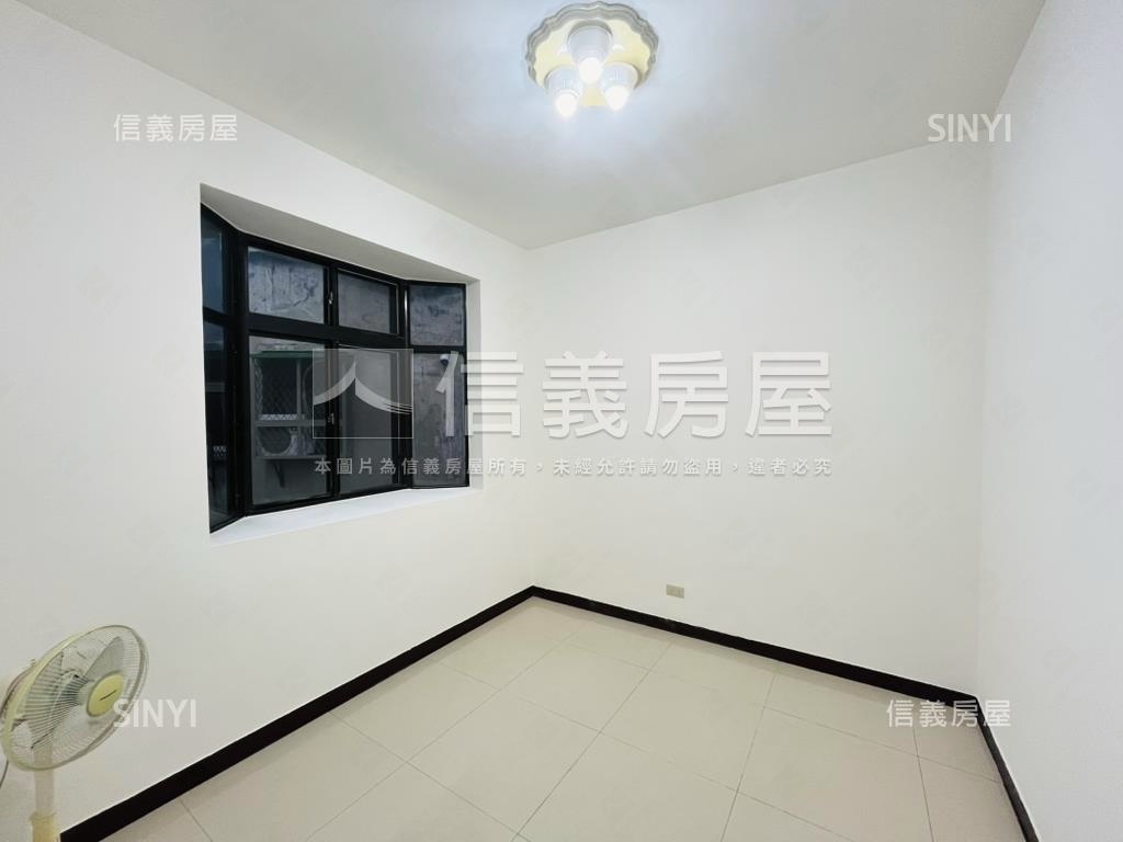 景安捷運‧三房雙衛浴美寓房屋室內格局與周邊環境