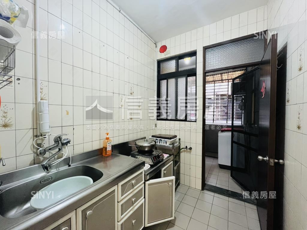 景安捷運‧三房雙衛浴美寓房屋室內格局與周邊環境