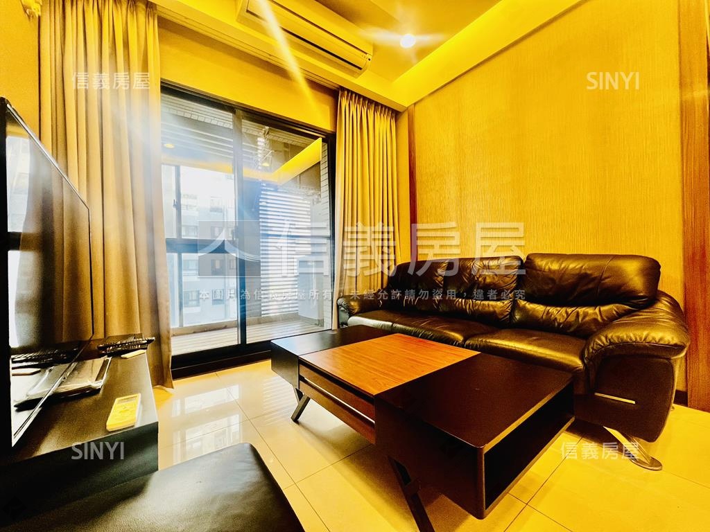 雲世紀裝潢２房平面車位房屋室內格局與周邊環境