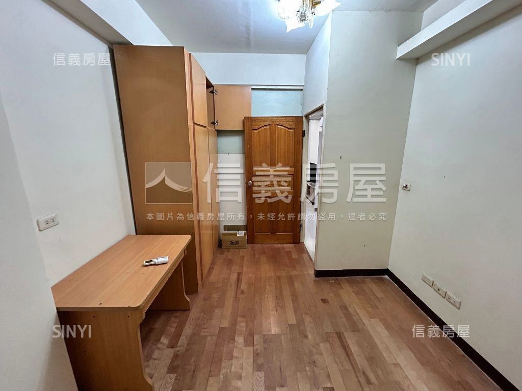 秀朗一樓商圈華廈房屋室內格局與周邊環境