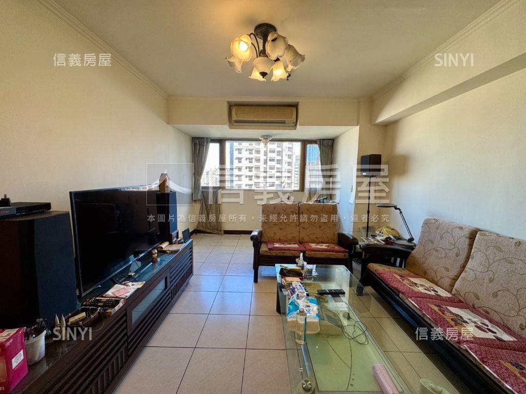 景安後棟三房坡平車位房屋室內格局與周邊環境