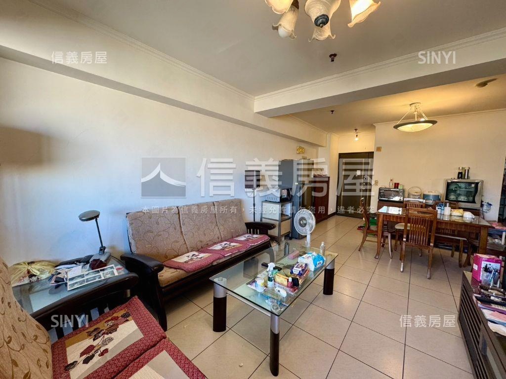 景安後棟三房坡平車位房屋室內格局與周邊環境