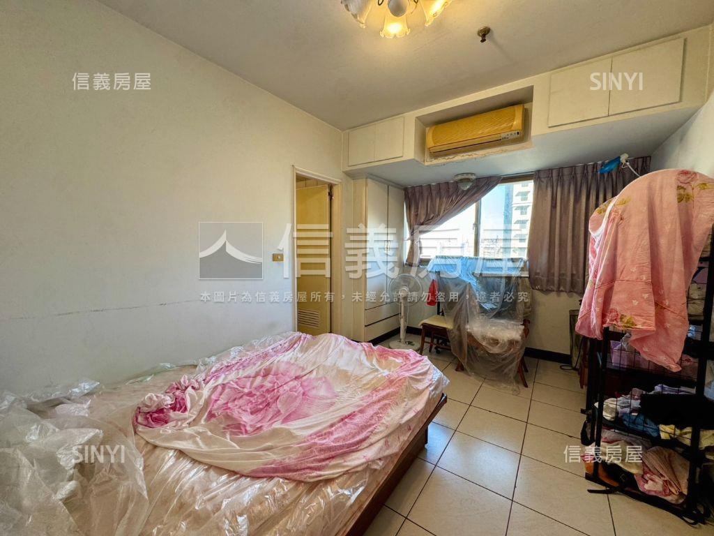 景安後棟三房坡平車位房屋室內格局與周邊環境