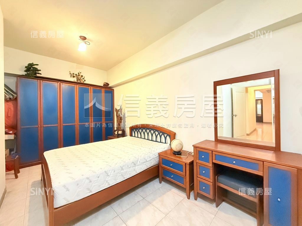 近長庚邊間４房車位房屋室內格局與周邊環境