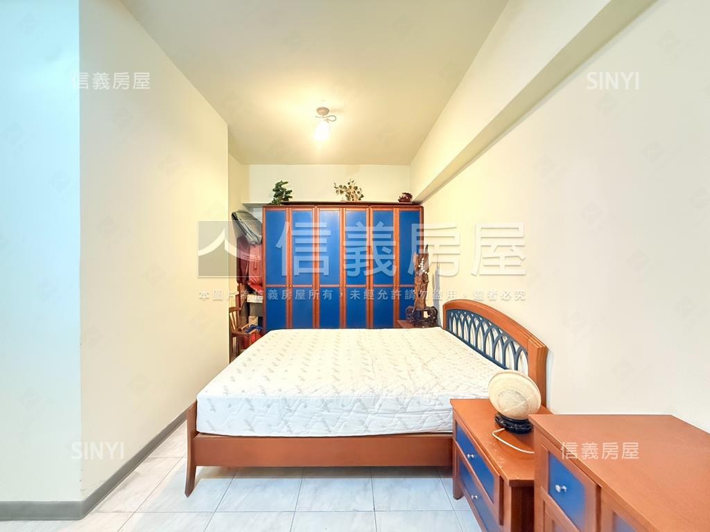 近長庚邊間４房車位房屋室內格局與周邊環境