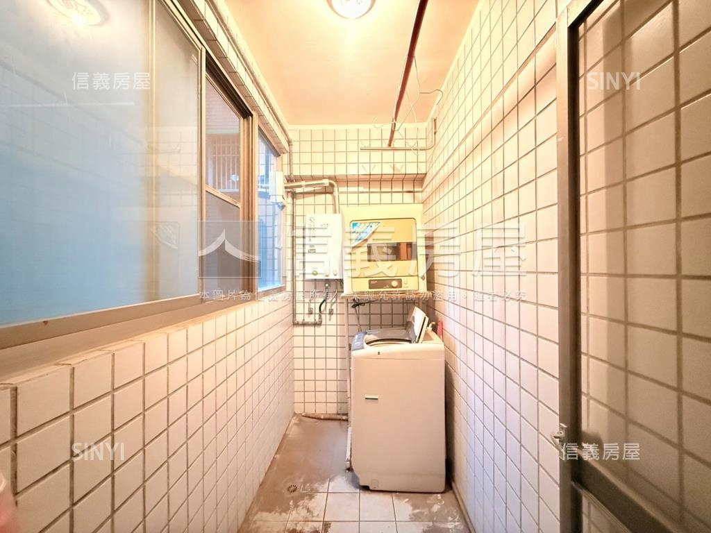 近長庚邊間４房車位房屋室內格局與周邊環境