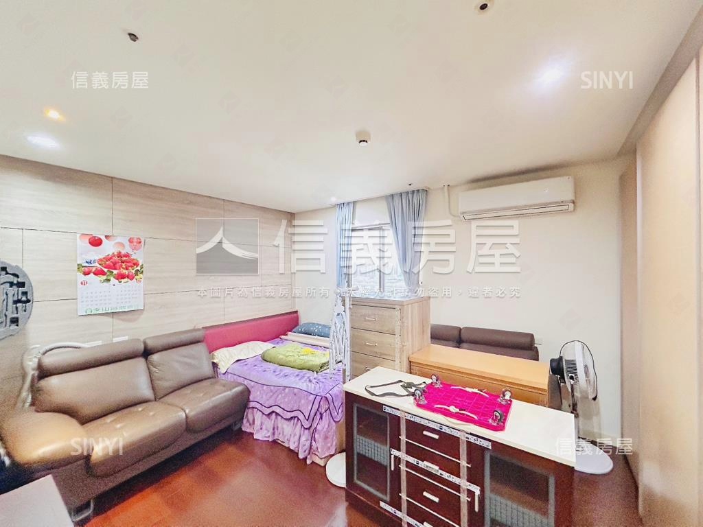 鋼骨水鑽石三房平面車位房屋室內格局與周邊環境