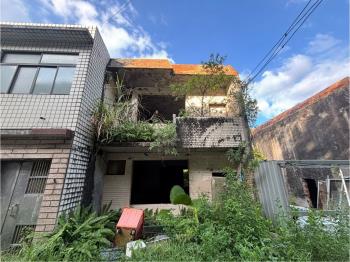 水晶山莊需大整修丙建透天