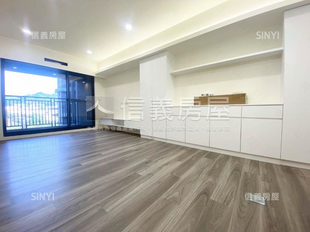 面公園觀山景三房美裝潢房屋室內格局與周邊環境