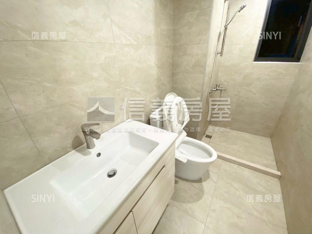 面公園觀山景三房美裝潢房屋室內格局與周邊環境